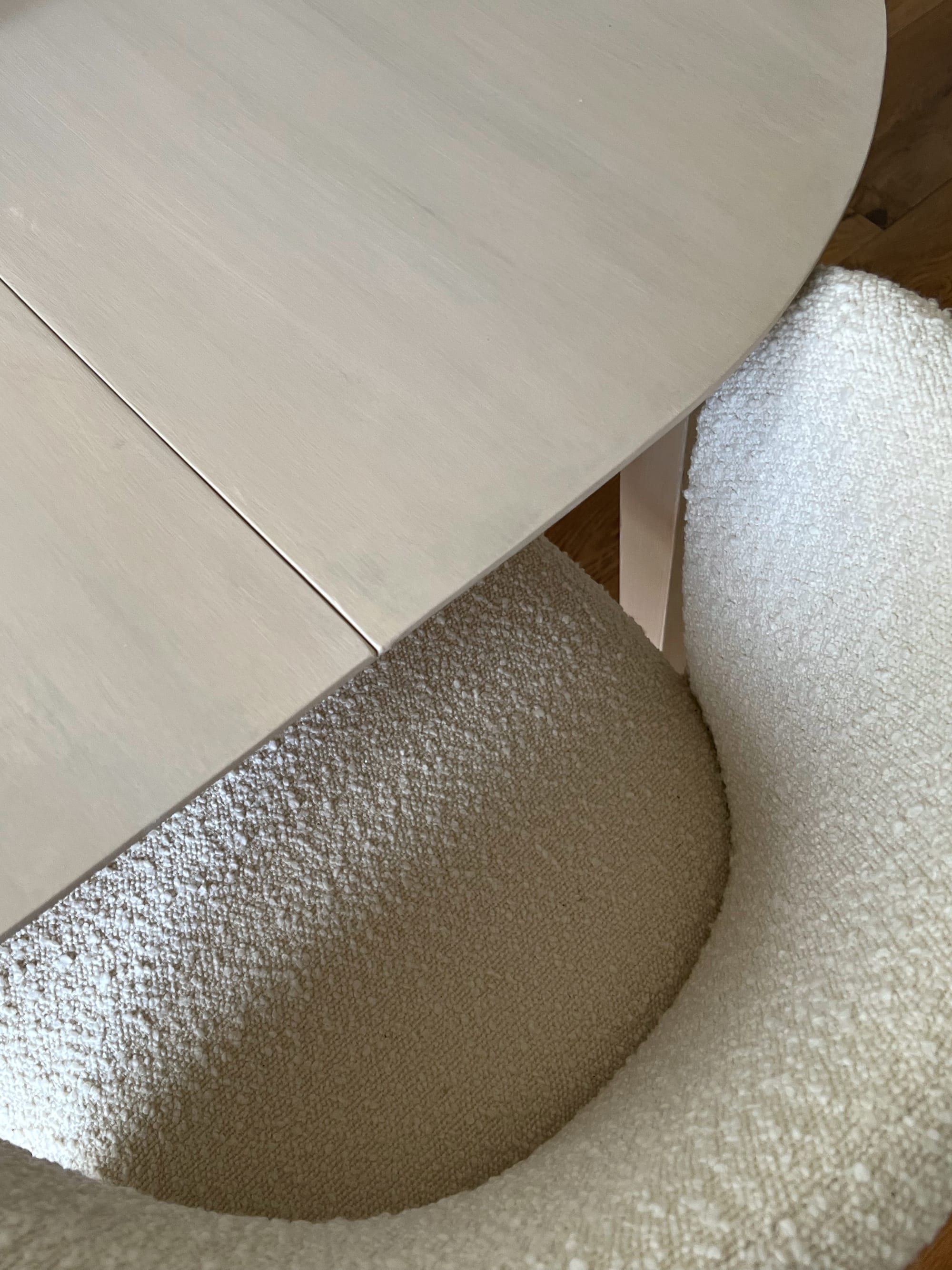 DINING TABLE REPAINT