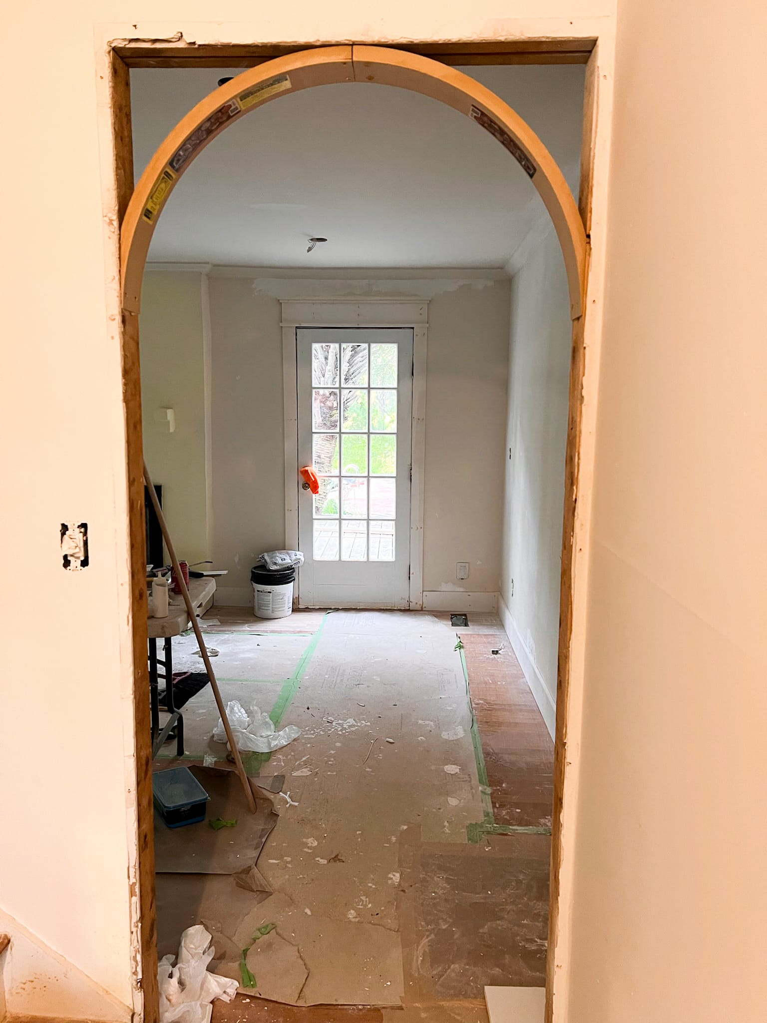 How to Install an Arch Doorway in Your Home